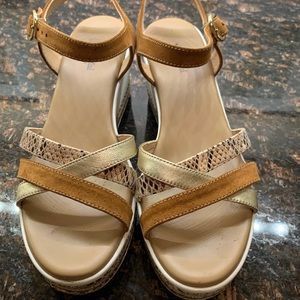 NERO GIARDINI Platform Wedge 3-1/2 heel -